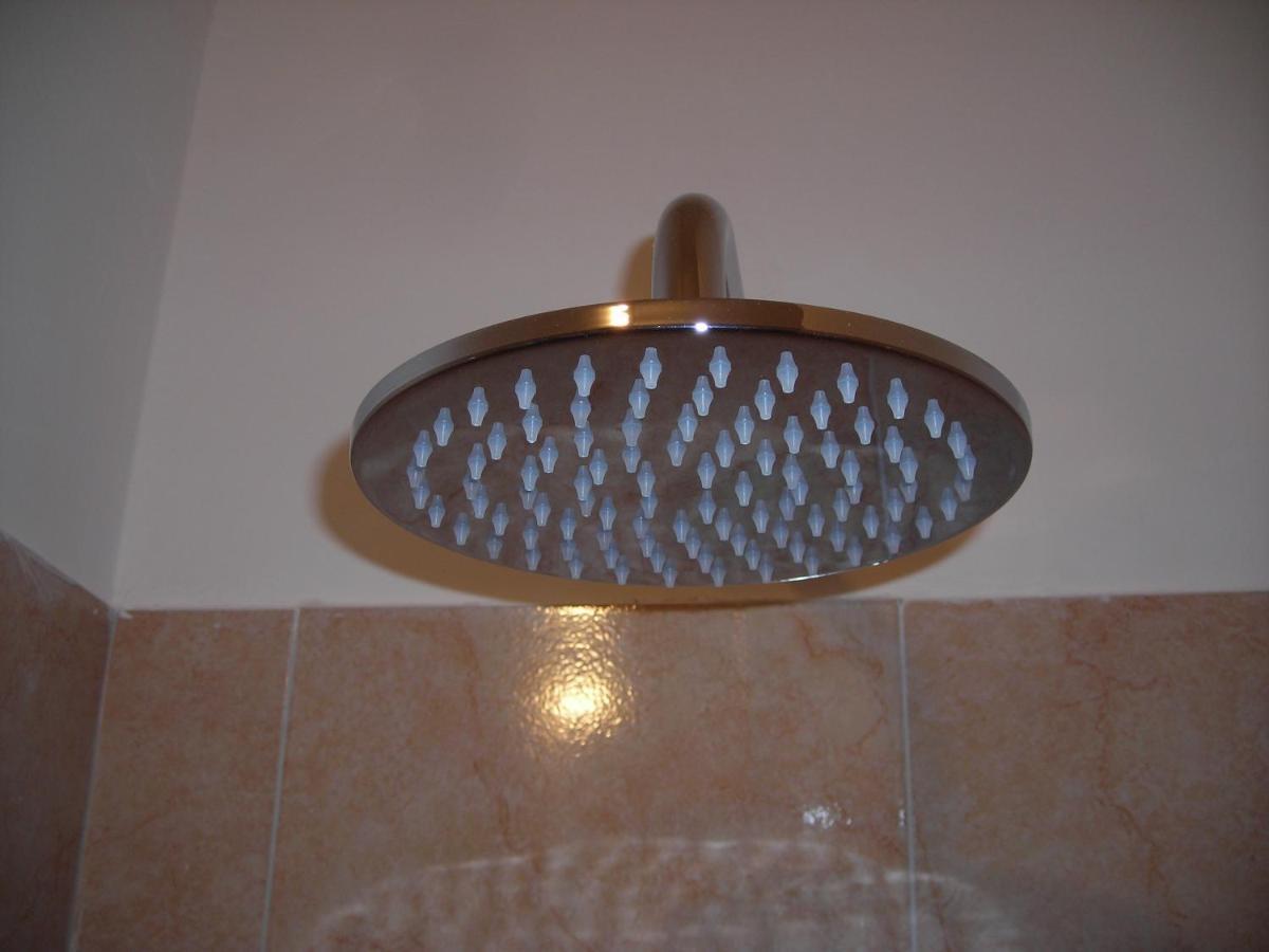 B&B San Salvador Santa Maria al Bagno Luaran gambar